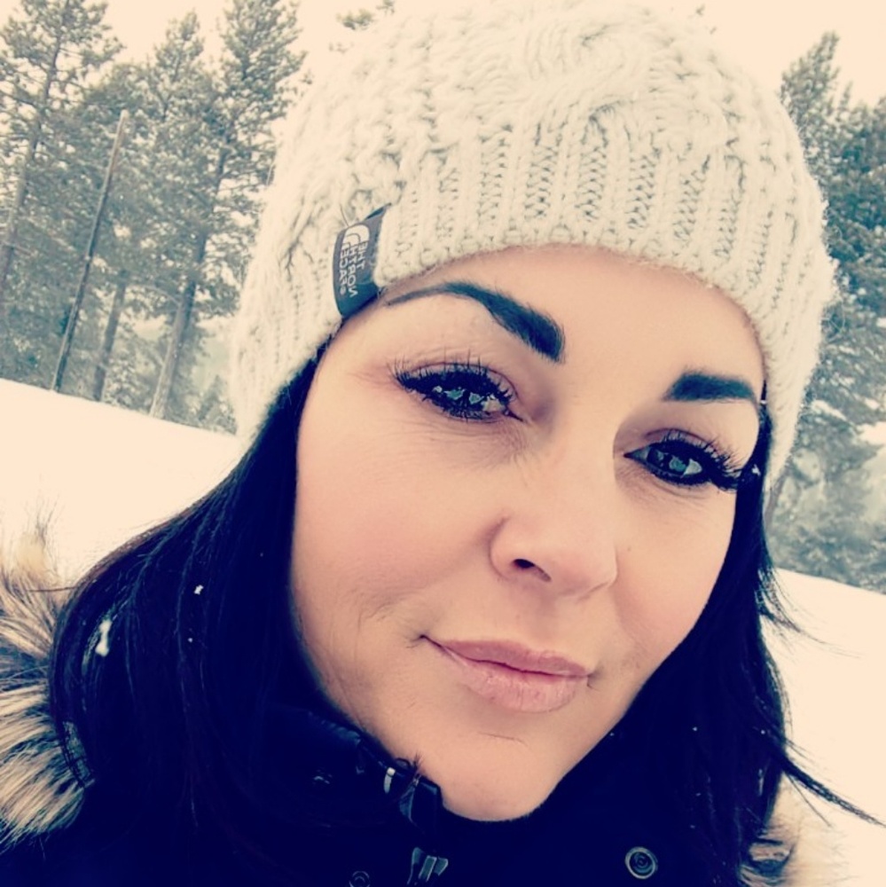Meet your Posher, Briana